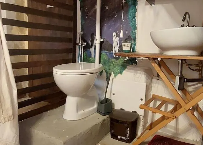 فندق مبيت وإفطار Oobeh Roncovetro