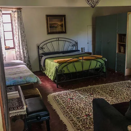 Oobeh Bed & Breakfast Roncovetro