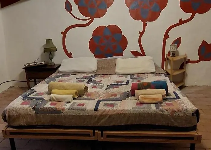 Oobeh Bed and Breakfast *